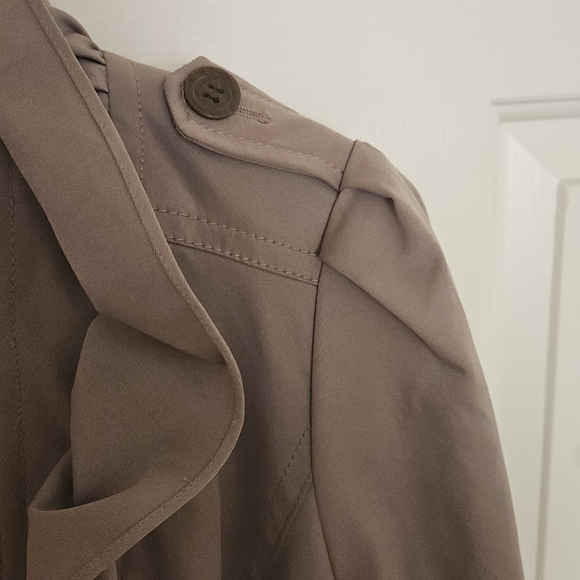 Women’s Ruffled Tie-Waist Trench Coat - Taupe - Picture 6 of 6